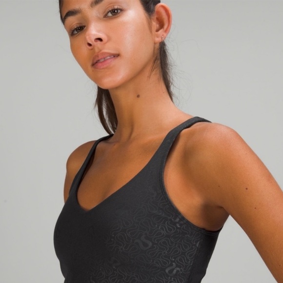 Lululemon Align Waist-Length Tank Top
Yogo Emboss Black size 10 - Picture 5 of 9